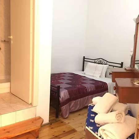 Erato Suites ハニア
