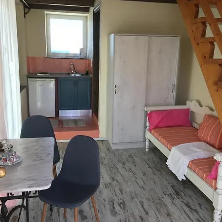 Erato Suites